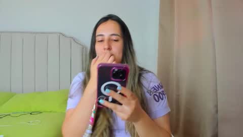 Snapshot of hannaa86 chatting on 13, 12, 2025 Hanna online show from 13, 12, 2025