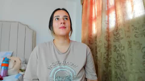 Snapshot of hannaa86 chatting on 15, 12, 2025 Hanna online show from 15, 12, 2025