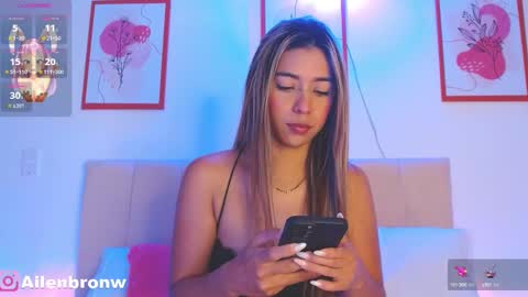 Snapshot of hannabronw chatting on 2, 3, 2025 Eliana online show from 2, 3, 2025