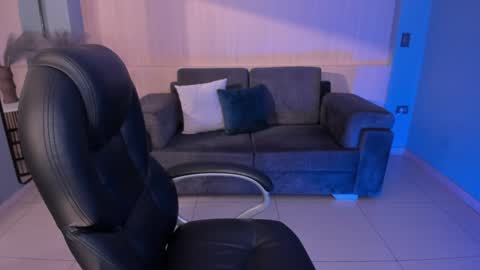Snapshot of hannaconnor_ chatting on 8, 1, 2025 Hanna Connor online show from 8, 1, 2025
