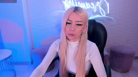 Snapshot of hannaconnor_ chatting on 15, 1, 2025 Hanna Connor online show from 15, 1, 2025