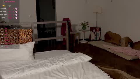 Hannah Allin online show from 19, 2, 2025