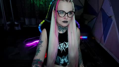 Hannah online show from 12, 12, 2024