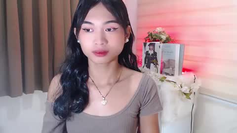 Snapshot of hannah_davis69 chatting on 4, 1, 2025 Alex online show from 4, 1, 2025