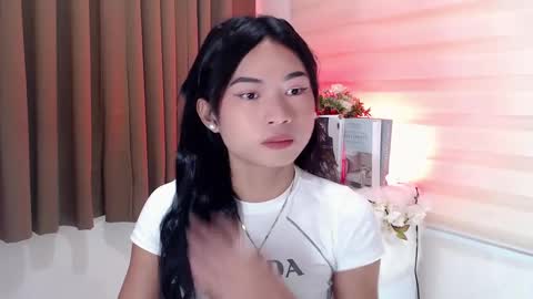 Snapshot of hannah_davis69 chatting on 6, 1, 2025 Alex online show from 6, 1, 2025