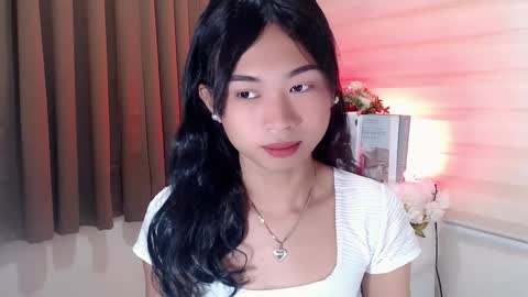 Snapshot of hannah_davis69 chatting on 8, 1, 2025 Alex online show from 8, 1, 2025