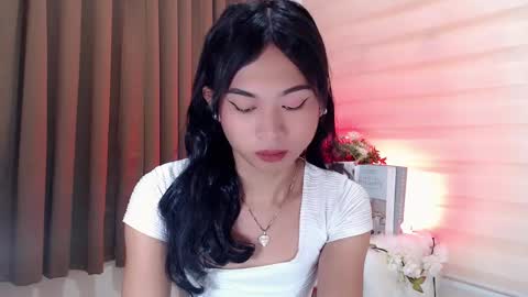 Snapshot of hannah_davis69 chatting on 8, 1, 2025 Alex online show from 8, 1, 2025