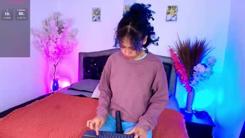 Snapshot of hannahblue_ chatting on 9, 2, 2026 HannahBlue online show from 9, 2, 2026