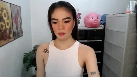 Snapshot of hannahforyou chatting on 26, 4, 2026 HANNAH online show from 26, 4, 2026