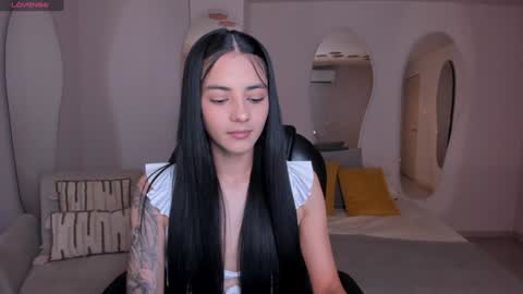 Snapshot of hannahjamesx chatting on 6, 1, 2025 HANNAH J online show from 6, 1, 2025