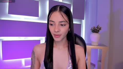 Snapshot of hannahjamesx chatting on 25, 9, 2025 HANNAH J online show from 25, 9, 2025