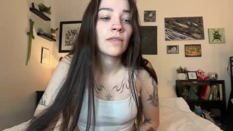 Hannah Taylor online show from 25, 2, 2026