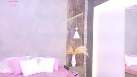 hannaprada1 online show from 6, 1, 2026