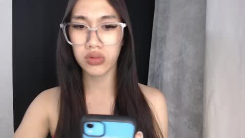Snapshot of hannaqxx chatting on 3, 3, 2025 hannah online show from 3, 3, 2025
