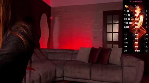 Hanna  Danna online show from 10, 10, 2025