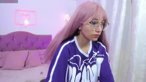 Snapshot of hanni_tay chatting on 27, 11, 2025 HANNI online show from 27, 11, 2025