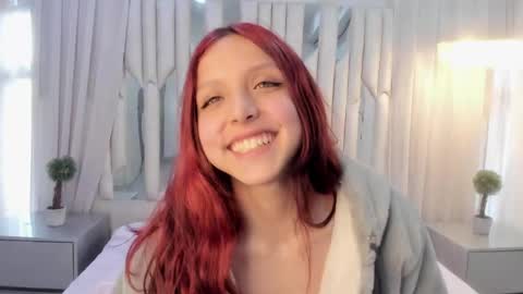 Snapshot of hanniesmile chatting on 19, 2, 2025 Hanni online show from 19, 2, 2025