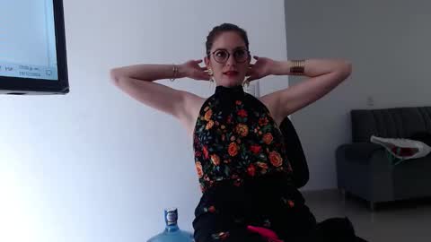 Snapshot of hanny_333 chatting on 19, 12, 2024 hanny_333 online show from 19, 12, 2024