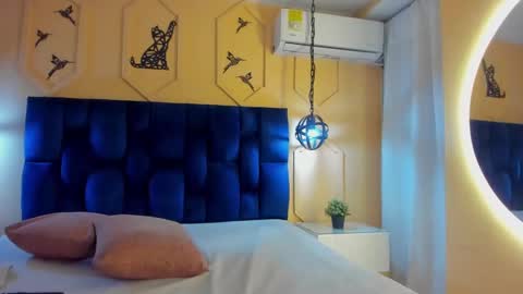 Snapshot of hanny_milf_ chatting on 15, 2, 2025 HANNY online show from 15, 2, 2025