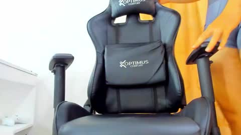 Snapshot of hans_fox03 chatting on 23, 1, 2025 Hans online show from 23, 1, 2025