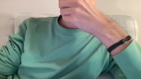 Snapshot of hansimglueck696969 chatting on 8, 11, 2025 hansimglueck696969 online show from 8, 11, 2025