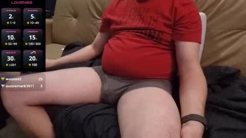 hansomeman2015 online show from 2, 2, 2025