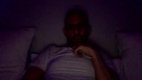 Snapshot of happy2334 chatting on 22, 3, 2026 skysky6969 online show from 22, 3, 2026