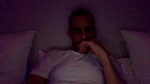 Snapshot of happy2334 chatting on 25, 3, 2026 skysky6969 online show from 25, 3, 2026