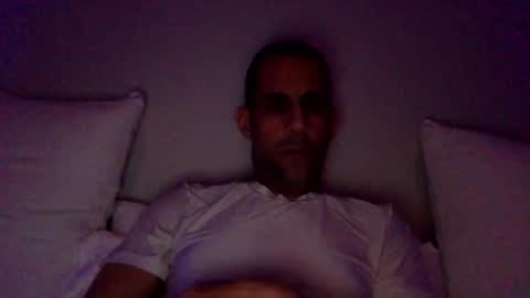 Snapshot of happy2334 chatting on 27, 3, 2026 skysky6969 online show from 27, 3, 2026
