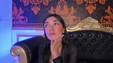 Snapshot of happy_cream_ chatting on 21, 12, 2024 happy_cream_ online show from 21, 12, 2024