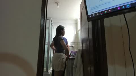 Snapshot of happy_cream_ chatting on 24, 12, 2024 happy_cream_ online show from 24, 12, 2024