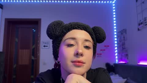 Snapshot of happy_milly chatting on 20, 10, 2025 Call me Milly online show from 20, 10, 2025