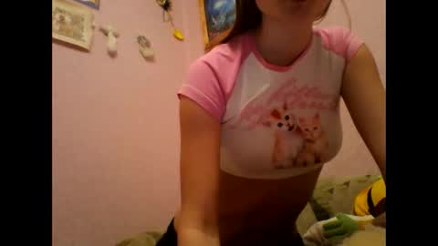 happyemily  online show from 10, 2, 2026