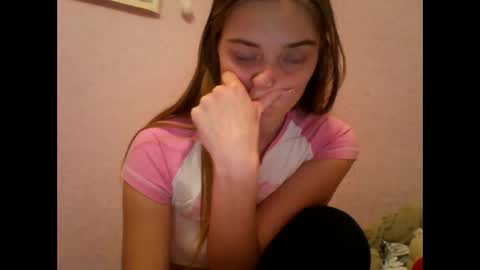 happyemily  online show from 19, 2, 2026