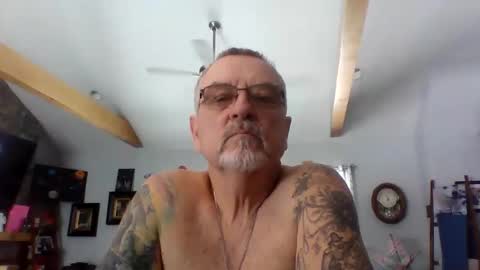 Snapshot of happynudist7373 chatting on 24, 2, 2026 happynudist7373 online show from 24, 2, 2026