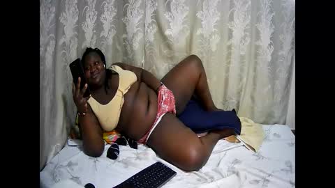 happysonia online show from 9, 11, 2025