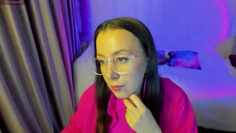 Stephanie online show from 9, 11, 2025