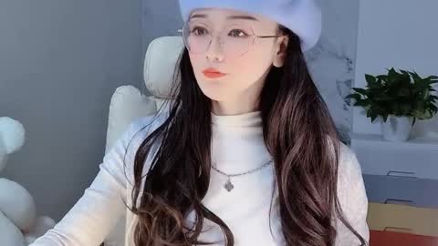 Daisy online show from 11, 12, 2024