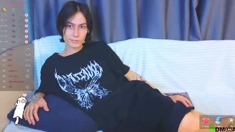 Snapshot of hard__fantasy chatting on 6, 6, 2026 Mark online show from 6, 6, 2026