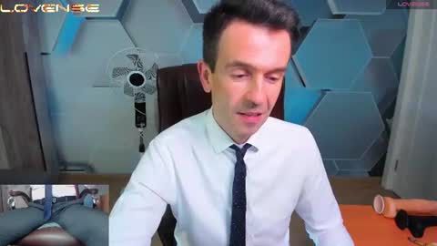 Snapshot of hard_and_juici chatting on 13, 6, 2026 Steve online show from 13, 6, 2026