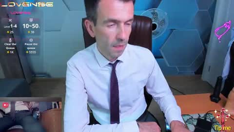 Snapshot of hard_and_juici chatting on 12, 7, 2026 Steve online show from 12, 7, 2026
