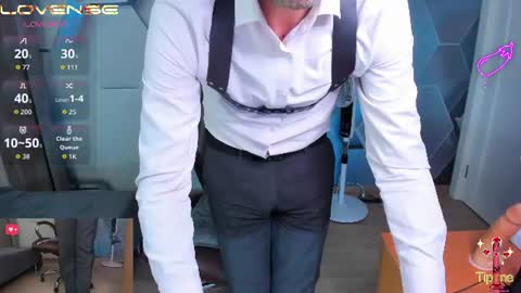 Snapshot of hard_and_juici chatting on 19, 7, 2026 Steve online show from 19, 7, 2026