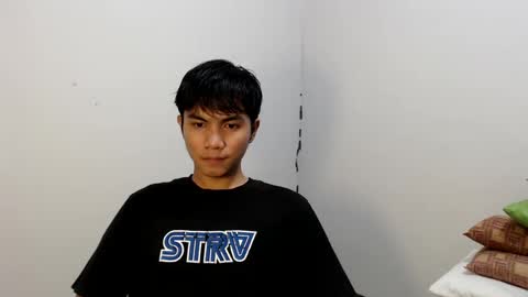 Snapshot of hard_bry chatting on 1, 2, 2025 hard_bry online show from 1, 2, 2025