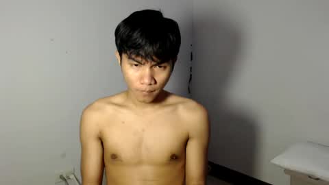 Snapshot of hard_bry chatting on 2, 2, 2025 hard_bry online show from 2, 2, 2025