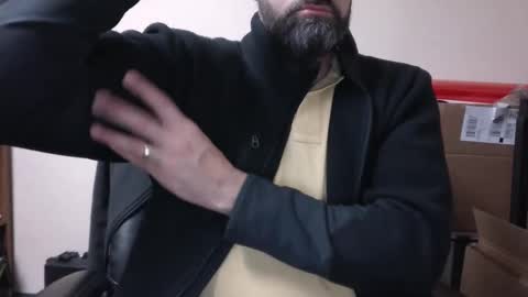 Snapshot of hardcoremike35 chatting on 28, 9, 2025 HcoreMike online show from 28, 9, 2025