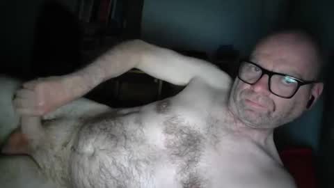 Snapshot of hardforhours_ chatting on 22, 5, 2026 hardforhours_ online show from 22, 5, 2026