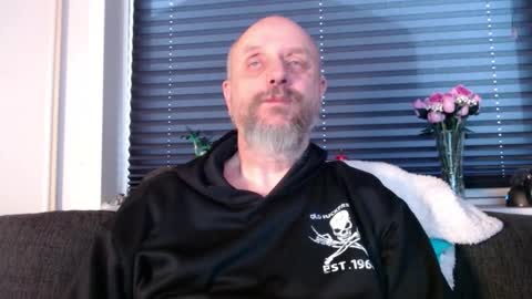 MrLazy online show from 5, 2, 2026