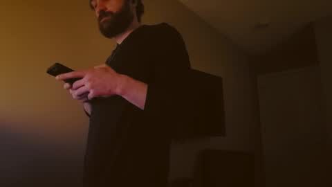 Tom online show from 8, 12, 2024