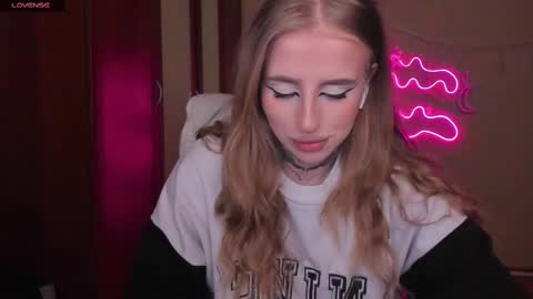 Julia online show from 20, 2, 2025