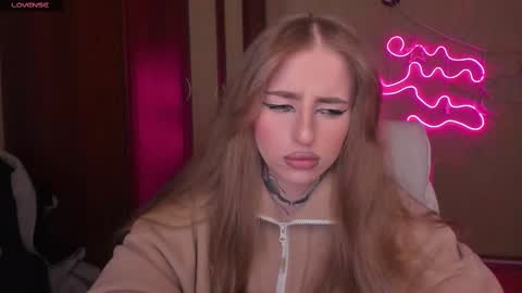 Julia online show from 27, 2, 2025